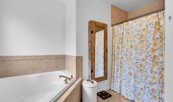382 Wheaton Ave, Bayville, NJ 08721