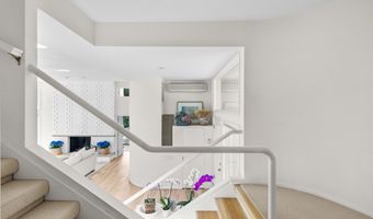 24 Sarahs Path, Amagansett, NY 11930