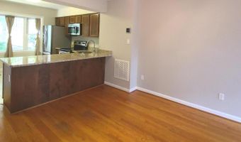 2037 GLEBE Rd, Arlington, VA 22204