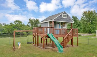 8244 SW Indian Hills Rd, Auburn, KS 66402
