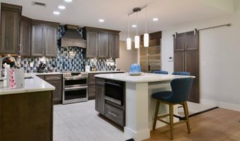18220 Elmwood Dr, Alva, FL 33920