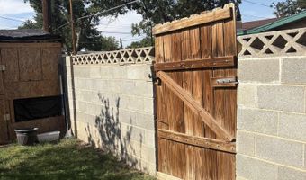 916 Valverde St, Carlsbad, NM 88220