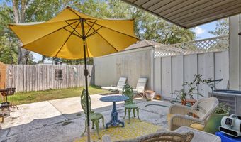 5 Courtyard Cir, Lafayette, LA 70508