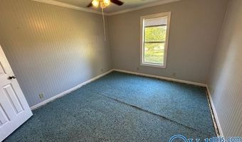 224 Dunn Dr, Albertville, AL 35950