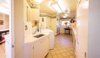625 Skyline Dr, Cody, WY 82414