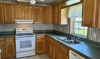 18 Heather Ln, Alfred, ME 04002