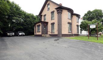 64 State St, Augusta, ME 04330