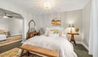 23 LOOKAWAY HILLS Dr, Afton, VA 22920