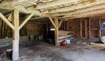 228 Nutter Ln, Barnet, VT 05821