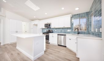 2498 W Columbine Ln, Benson, AZ 85602