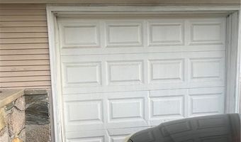 52 Bicentennial Way, North Providence, RI 02919