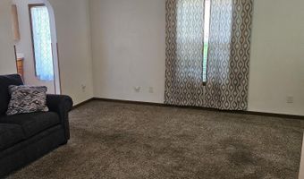 1023 N 1st St, Aberdeen, SD 57401