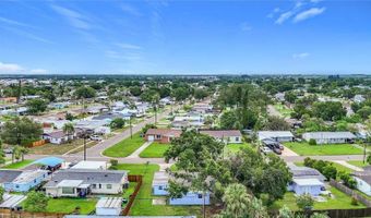 6228 Florida Cir W, Apollo Beach, FL 33572