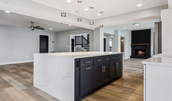 769 KINGSTON Ct, Apollo Beach, FL 33572