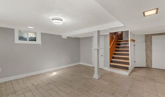 3400 Milton Dr, Alton, IL 62002