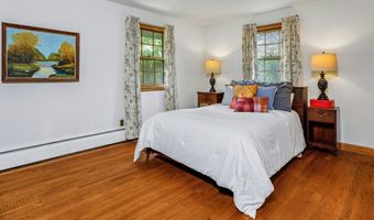 475 Hoyt St, Darien, CT 06820