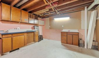 810 CAHILL Dr, Cheyenne, WY 82001