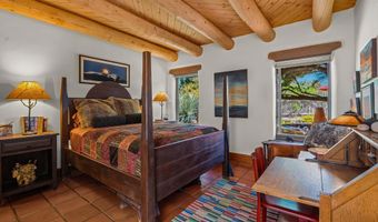 267 Hondo Seco Rd, Arroyo Seco, NM 87514