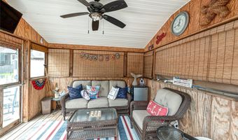 19 Buchanan Ave, Amity Harbor, NY 11701
