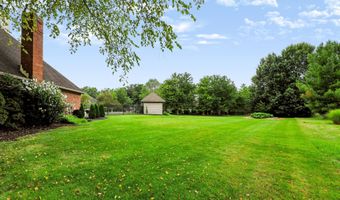 6040 White Ash Ct, Avon, IN 46123