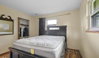 9 Kiefer Ct, Beech Grove, IN 46107