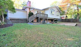 9705 FERNWOOD Rd, Bethesda, MD 20817