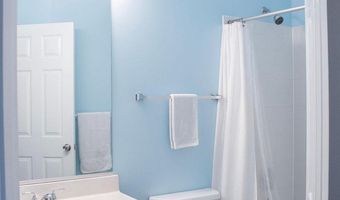 21672 KINGS CROSSING Ter, Ashburn, VA 20147