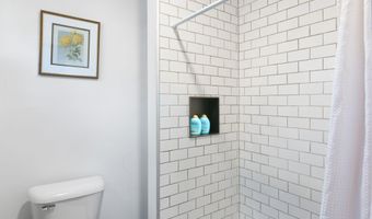 39 Williston St, Brattleboro, VT 05301