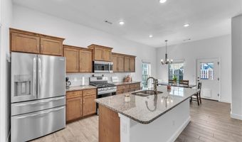 6103 NW Hoover St, Bentonville, AR 72713