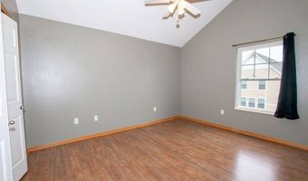 1062 10th Ave NW, Altoona, IA 50009