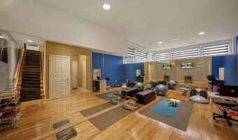 120 CAMBRIA Walk, Alexandria, VA 22304