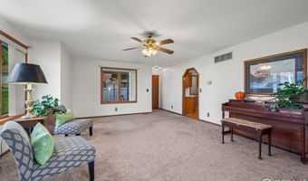 19 Douglas Dr N, Broomfield, CO 80020