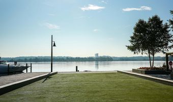 915 N PATRICK St 507, Alexandria, VA 22314