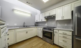 833 Cobblestone Ct, Ashland, OR 97520