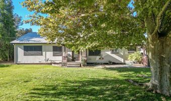 6080 Hornbeck Ln, Anderson, CA 96007