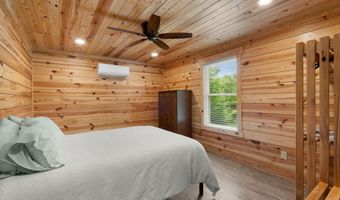 5653 Wire Rd, Branchville, SC 29432