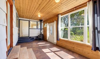 840 Harmony Ln, Ashland, OR 97520