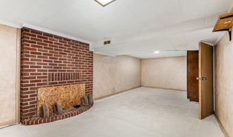 739 California St, Alma, MI 48801