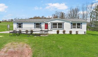 35 Stargaze Ln, Beach Lake, PA 18405