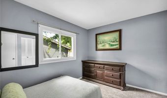 150 Greenbriar Dr, Aurora, OH 44202