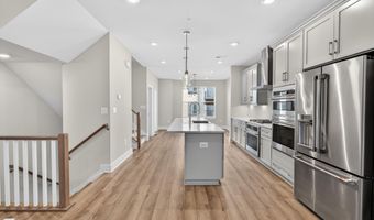 2507 LIGHT St, Baltimore, MD 21230