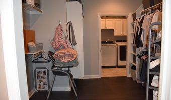 8034 Clearwater Ct, Plainfield, IN 46168