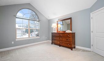 856 Bridge Crest Dr SE, Ada, MI 49301