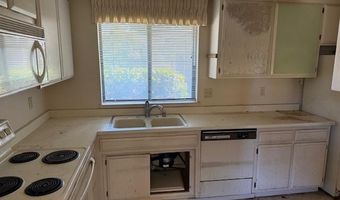 339 Twin Lakes Dr, Santa Rosa, CA 95409