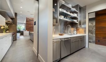 21 Drifting Shadow Way, Las Vegas, NV 89135