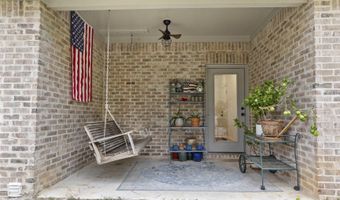 842 Long Leaf Cir, Brandon, MS 39042