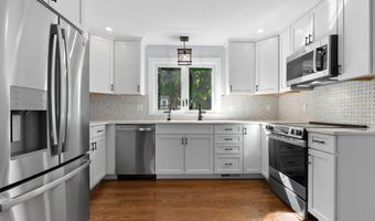 12 Longwood Ave, Beverly, MA 01915