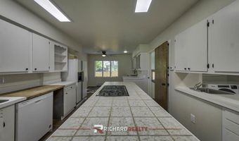 826 Cody Ave, Cody, WY 82414