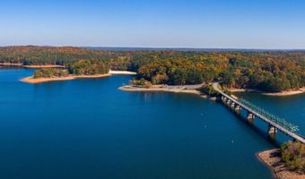 321 Cavalier Ln SE, Acworth, GA 30102