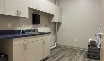 317 Falmouth Rd, Barnstable, MA 02630